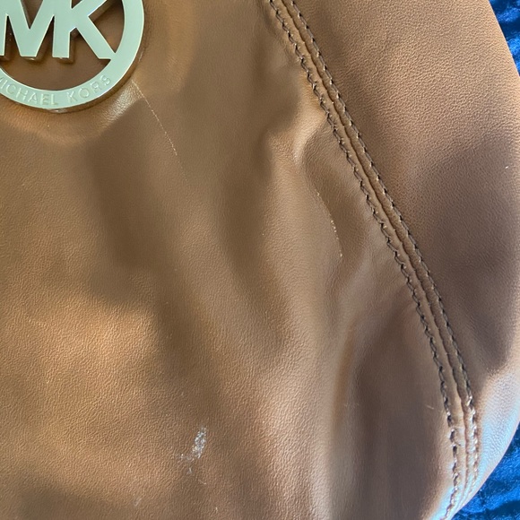 NWT Michael Kors Leather Tote - Picture 3 of 6